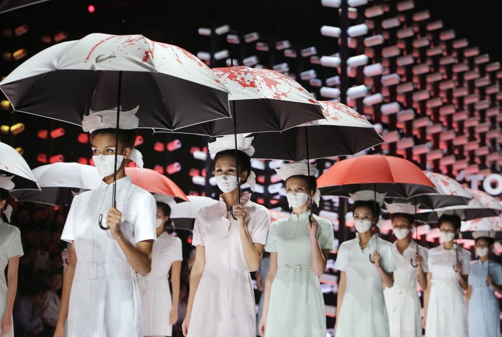 Việt Nam góp mặt trong “những khoảnh khắc kỳ lạ nhất thế giới năm 2014” - 29 Bắc Kinh, Trung Quốc,
ngày 30/10: