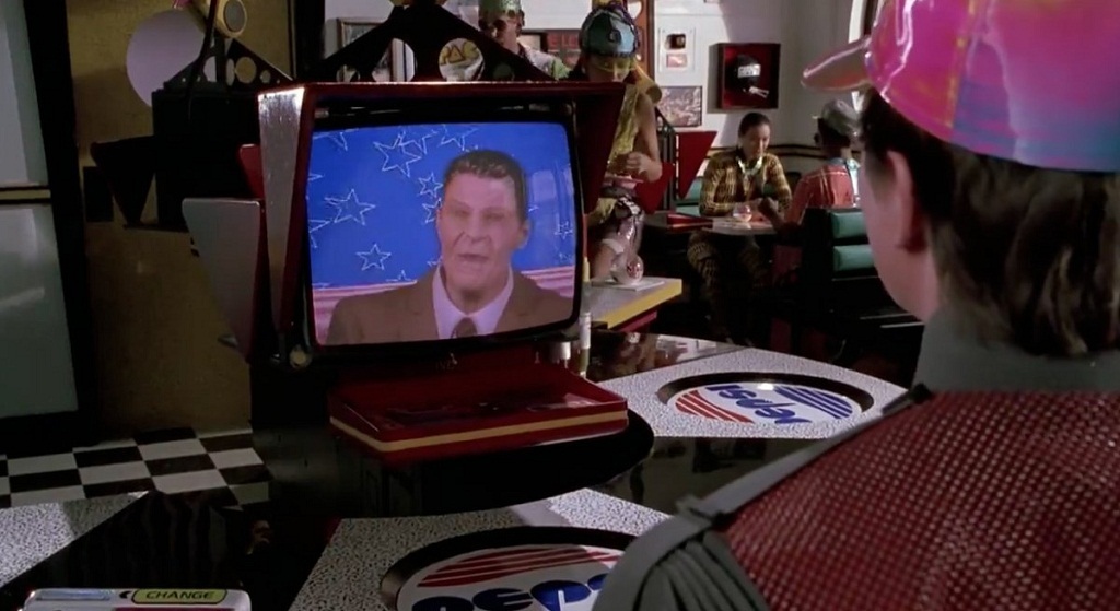 Năm 2015 từng được “tiên đoán” như thế nào?