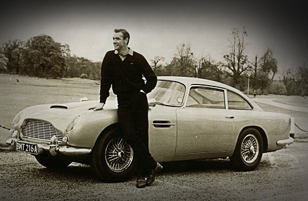 Những siêu xe khiến khán giả choáng ngợp của James Bond - 2 Những siêu xe khiến khán giả choáng ngợp của James Bond