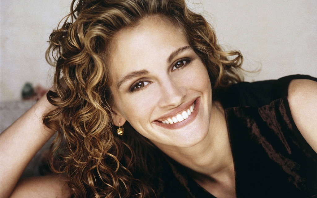 Những diễn viên đoạt Quả Cầu Vàng trong 2 năm liên tiếp - 8 Nữ diễn viên Julia
Roberts