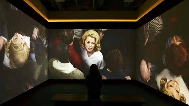 Triển lãm của nhiếp ảnh
gia người Mỹ Alex Prager: