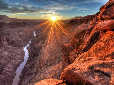 Ăn phở ở Hà Nội là một trong 100 trải nghiệm nên có trong đời - 4 Hẻm núi Grand Canyon ở
bang Arizona, Mỹ từ lâu đã nổi tiếng trong giới những tín đồ ưa xê dịch.