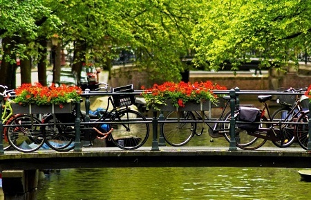 “Thành phố xanh” - là những nơi đáng sống nhất thế giới - 4 Amsterdam,
Hà Lan