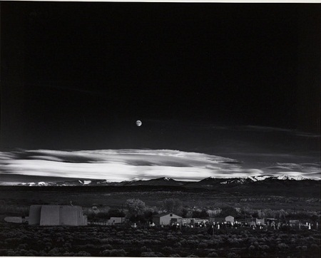 Bức
“Mặt trời mọc, Hernandez, New Mexico”