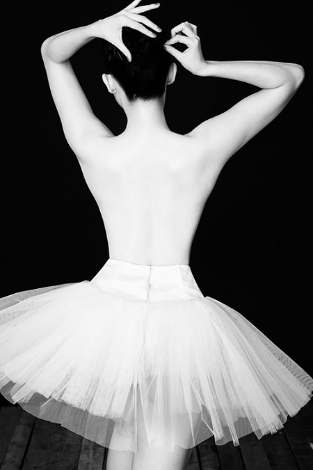 Linh Nga khiến khán giả sững sờ