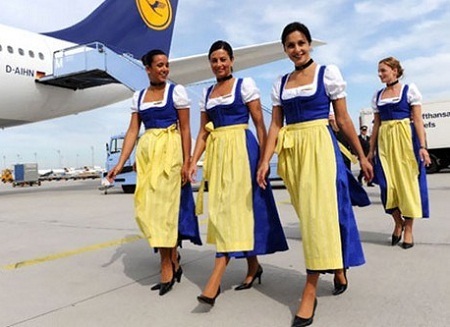Nét đẹp văn hóa trong đồng phục của nữ tiếp viên hàng không thế giới - 10 Lufthansa