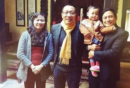 Ảnh đời thường hiếm gặp của MC Lại Văn Sâm - 2 Phút trầm tư của MC nổi tiếng.