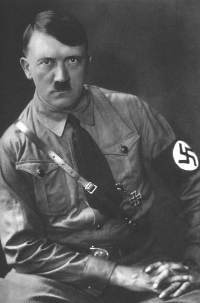 Cuốn sách nguy hiểm nhất thế giới được tái bản - 2 Adolf Hitler