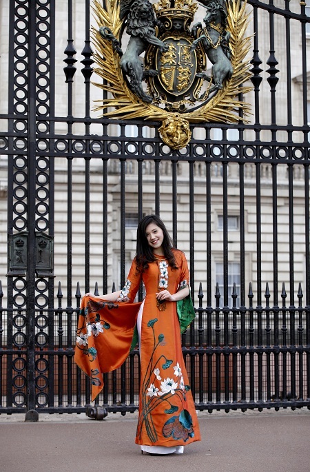 Ảnh áo dài Lan Hương