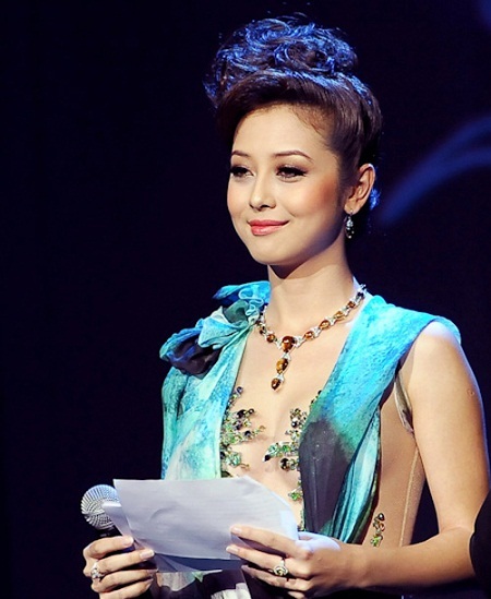 Những MC tiền tỷ của showbiz Việt - 6 Quyền Linh sở hữu biệt thự triệu đô nhiều người mơ ước.