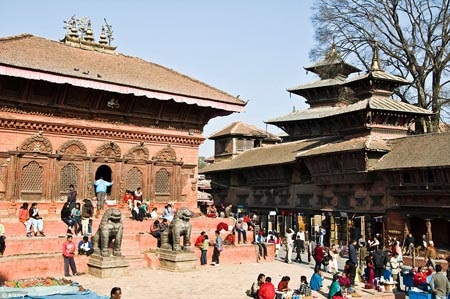 Hình ảnh văn hóa - lịch sử của Nepal “tang thương” sau động đất - 5 Tòa
tháp Dharahara vừa bị xóa sổ vốn là một Địa danh Di sản Thế giới của UNESCO.