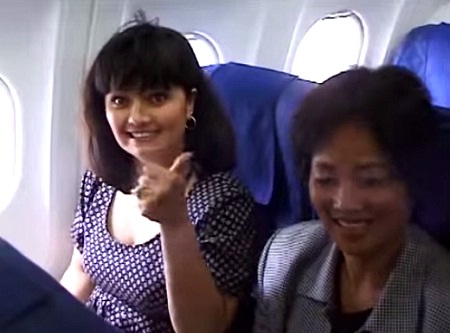 Hình ảnh trong phim về chiến dịch “không vận trẻ em” được đề cử Oscar - 4 Hình ảnh trong “Người con gái Đà Nẵng” (2002) - Heidi (phải) và người mẹ ruột - bà Mai Thị Kim