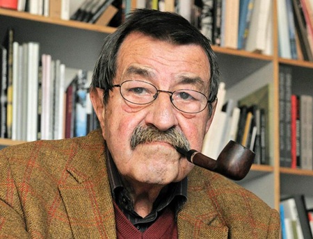 Tác giả của “Cái trống thiếc” nổi tiếng qua đời - 1 Nhà văn Günter Grass