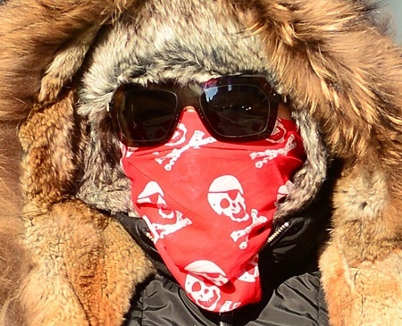 Nam
ca sĩ Kanye West cũng áp dụng chiêu thức này.