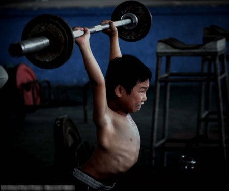 Không khổ luyện, không thành tài.