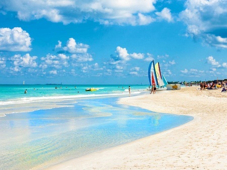 Cuba bất ngờ trở thành bối cảnh phim “lý tưởng” - 13 Bãi biển ở Cuba thực sự gây sửng sốt bởi vẻ đẹp hoàn hảo.