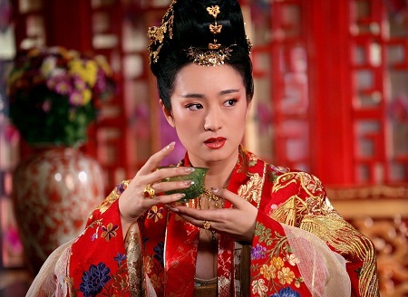 Củng Lợi sẽ vào vai... Bạch Cốt Tinh - 4 Thật
khó hình dung Củng Lợi sẽ tạo ra những bất ngờ gì cho người xem với vai diễn Bạch
Cốt Tinh.