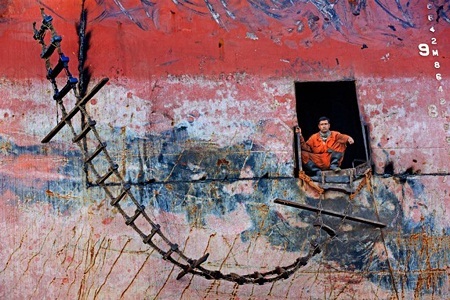 Bão cát trong thành phố
ở Kuwait (Ảnh: Rizalde Cayanan).