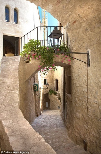 Rao bán ngôi làng cổ sản sinh ra món mì Ý - 11 Nếu được biến thành một khu resort, nơi đây sẽ rất thu hút
du khách.