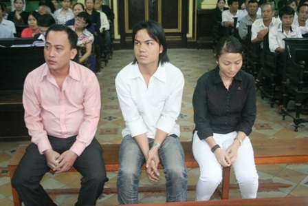Nhân viên mát xa Tân Hoàng Phát xin giảm án cho chủ - 2 Nhân viên mát xa Tân Hoàng Phát xin giảm án cho chủ - 2