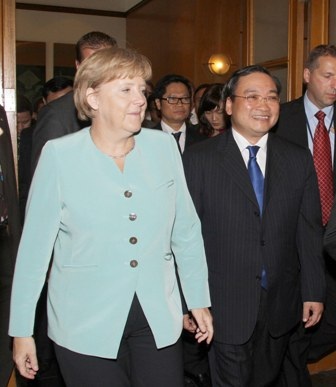 Chùm ảnh: Nữ Thủ tướng Đức Angela Merkel thăm TPHCM - 6 Chùm ảnh: Nữ Thủ tướng Đức Angela Merkel thăm TPHCM - 6