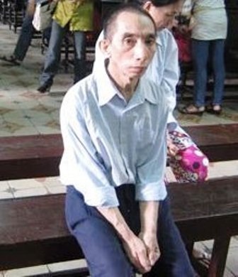 “Yêu râu xanh” 3 lần hiếp dâm trẻ em - 2 “Yêu râu xanh” 3 lần hiếp dâm trẻ em - 2