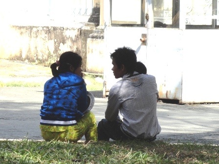 “Yêu” vợ tuổi 13, chồng vướng vòng lao lý - 1 “Yêu” vợ tuổi 13, chồng vướng vòng lao lý - 1