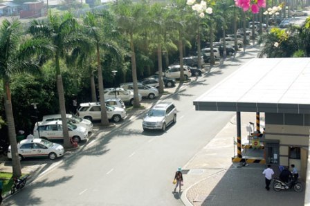 TPHCM: Đề xuất tăng phí trông giữ xe - 1 TPHCM: Đề xuất tăng phí trông giữ xe