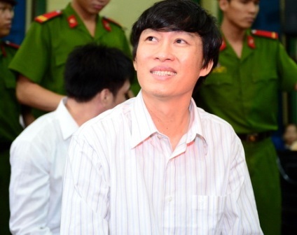 Kiến nghị thẩm vấn báo Tuổi trẻ về nhà báo Hoàng Khương - 2 Nguyên nhà báo Hoàng Khương tại toà (Ảnh: T.T)