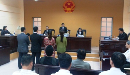 Đại diện nguyên đơn, bị đơn nghe tòa tuyên án