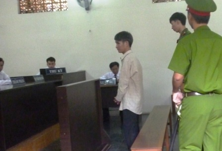 Nghịch tử giết mẹ lĩnh án chung thân - 1 Nghịch tử giết mẹ lĩnh án chung thân