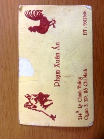 Tấm danh thiếp của tướng tình báo mà Giáo sư Larry Berman cất giữ như báu vật