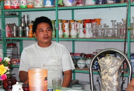 Tài xế Thảo khẳng định không hề thấy cô gái nào đu cần gạt nước, đập cửa kêu cứu