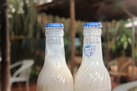 “Tá hỏa” khi suýt uống sữa đậu nành vón cục, bốc mùi chua - 2 Nước đậu nành đặc quẹo, kết tủa, vón cục, mùi chua