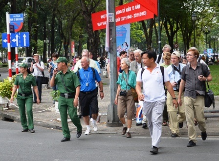 Công an TPHCM cam kết không để lọt tội phạm trong dịp Tết