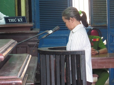 Ôsin “đánh” thuốc mê chủ nhà, cướp 50 lượng vàng - 1 Bị cáo Huỳnh Ngọc Duyên