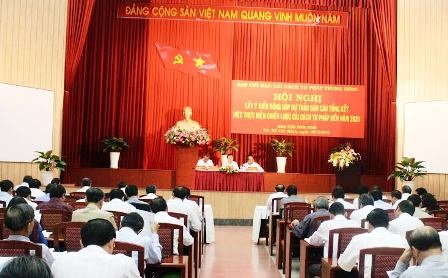Xây dựng nền tư pháp dân chủ, bảo vệ quyền con người - 2 Quang cảnh hội nghị