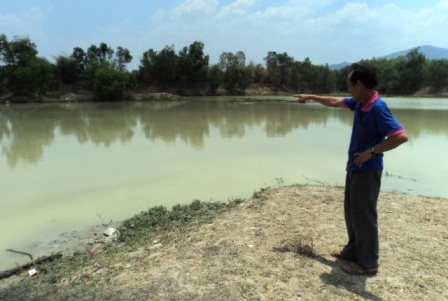 Hồ nước nơi 2 cháu tắm và chết đuối