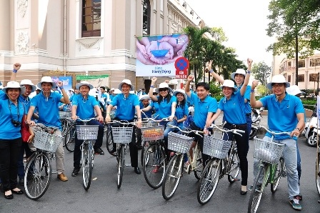 “Gìn giữ nguồn nước cho thế hệ tương lai” - 4 Tuyên truyền, hướng dẫn sử dụng tiết kiệm, bảo vệ nguồn nước đến từng người dân