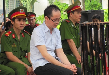 Sát hại người tình đồng tính vì bị nghi ngoại tình - 2 Kết cục bi thảm của người đàn ông bỏ vợ con để chạy theo mối tình đồng tính