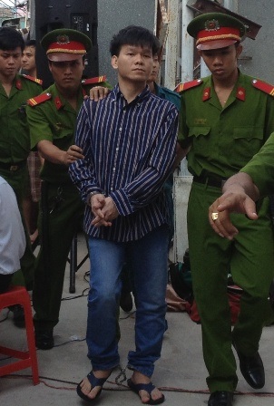 Giết đại ca giang hồ vì không được làm người lương thiện - 2 Muốn làm người lương thiện nhưng bị ngăn cản nên Minh tái phạm