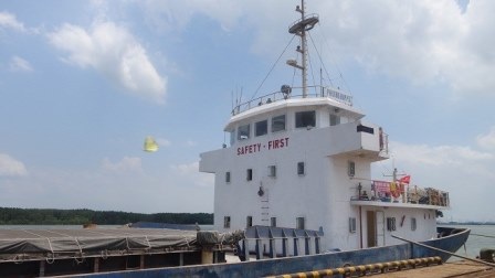 Tàu Phương Nam 45 lúc bị tạm giữ