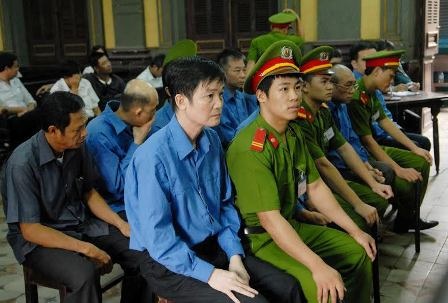 Xử vụ tham nhũng tại ALCII: Đề nghị giữ nguyên án tử hình 2 “chóp bu” - 1 Các bị cáo tại tòa phúc thẩm
