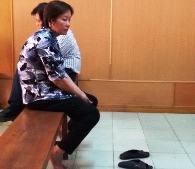 Nâng giá bán dâm để chia đôi “doanh thu” với nhân viên - 1 T