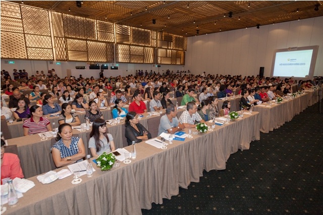 Diana Unicharm: Cơ hội “vàng” trong kinh doanh cho hơn 3000 cửa hàng bán lẻ tại TP HCM - 3 Sự kiện đã thu hút hơn 1000 khách mời là các cửa hàng bán lẻ của Diana Unicharm