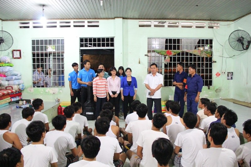 Đoàn thanh niên tỉnh Đồng Nai giao lưu cùng các học viên cai nghiện