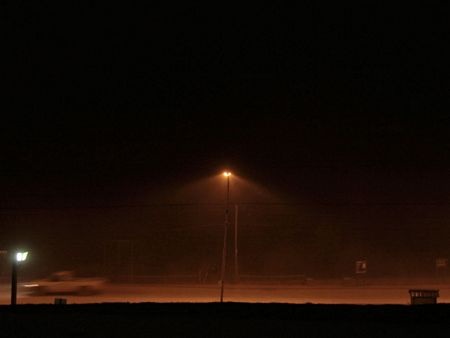 Núi lửa Chile biến bầu trời thành đen kịt - 17