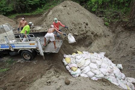 Cá chết trắng hồ tại Philippines - 15 Cá chết trắng hồ tại Philippines - 15