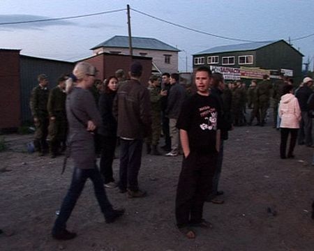 Kho vũ khí tiếp tục phát nổ, số người bị thương tăng lên 75 - 16