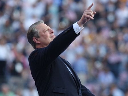 Khi các nhà lãnh đạo thế giới thích chỉ trỏ - 4